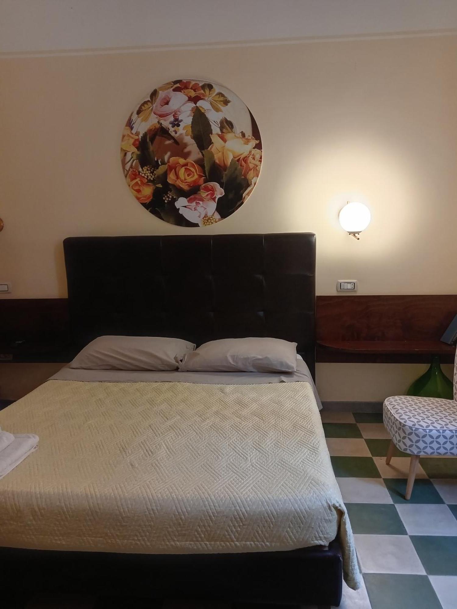Piazza Verdi Liberty House Lecce Zewnętrze zdjęcie