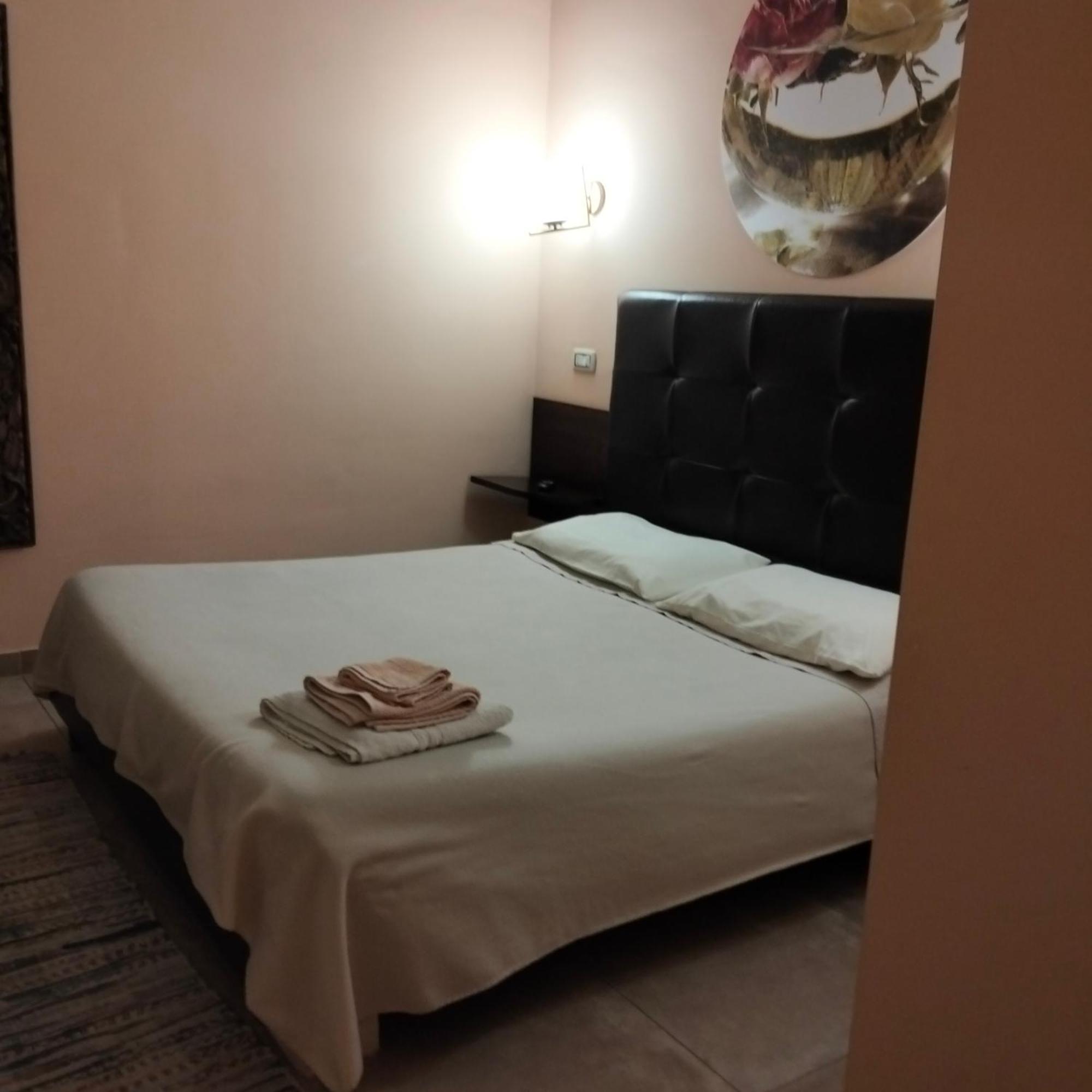 Piazza Verdi Liberty House Lecce Zewnętrze zdjęcie